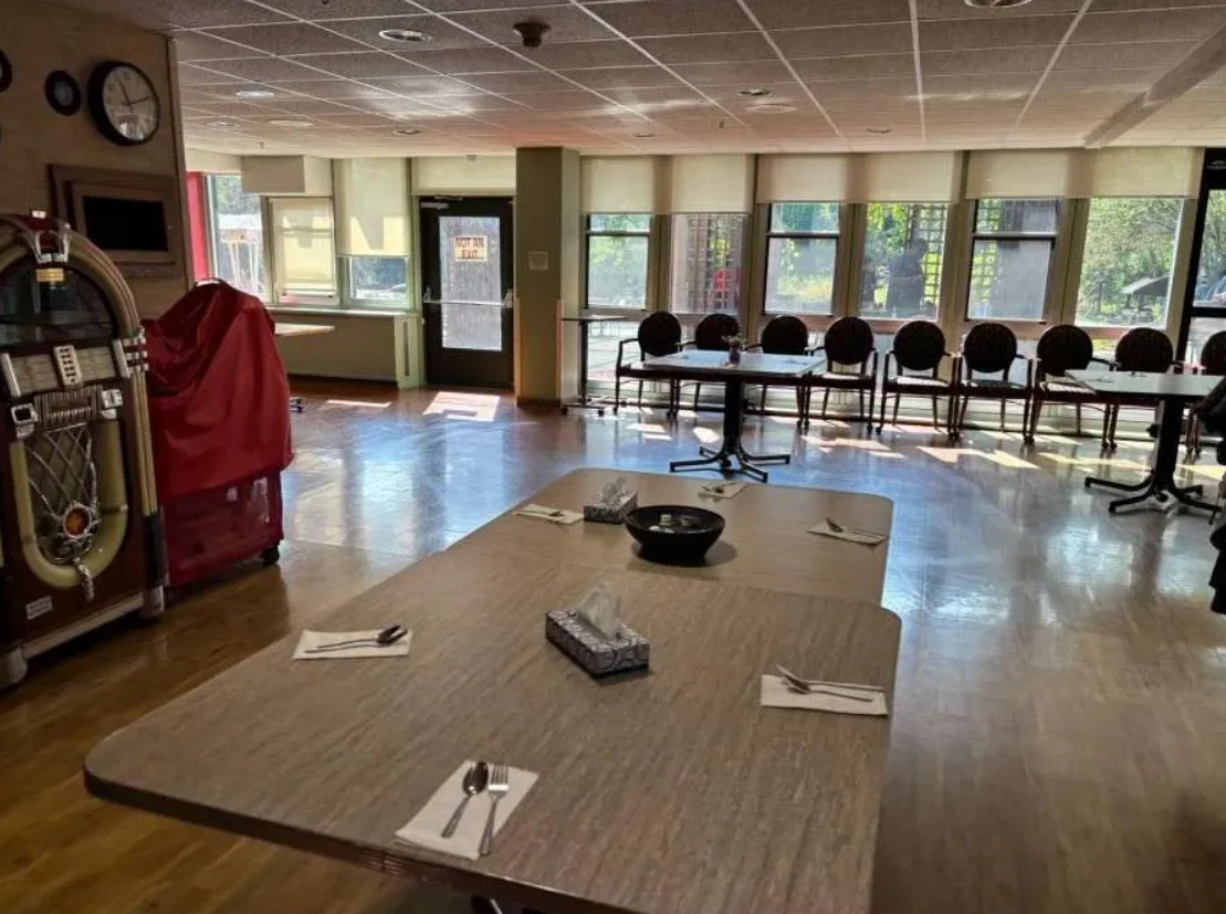 Image of Woodlake Care Center (2)