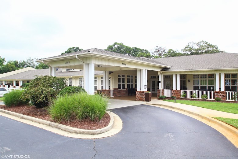 Image of Pine Grove Senior Living (1)