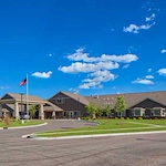 Charter Senior Living of Davison exterior