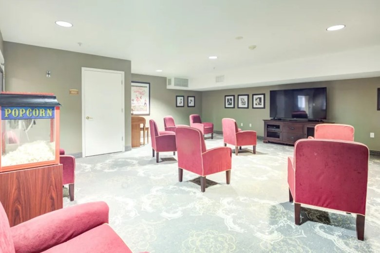 Image of Maple Ridge Senior Living (6)