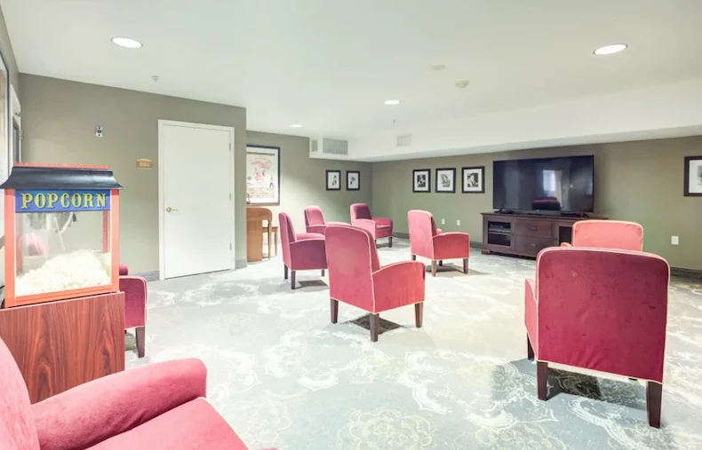 Image of Maple Ridge Senior Living Community (6)