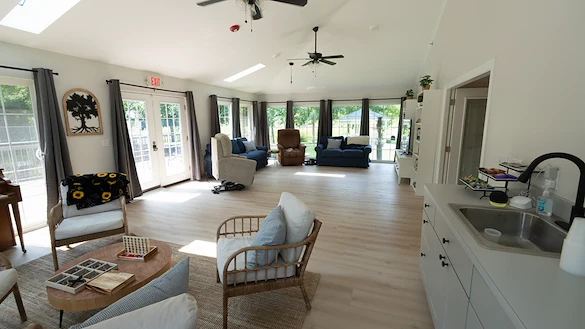 Image of OakBrook Senior Living at South Lyon (2)