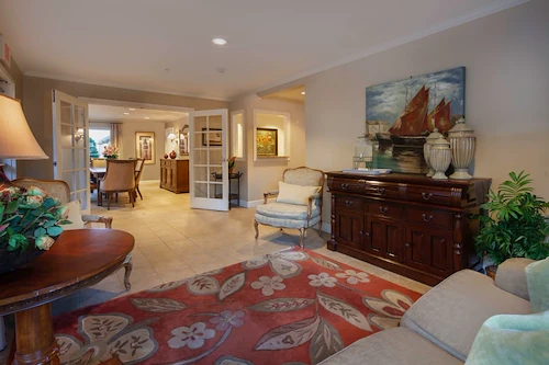 Image of Cedar Crest Alzheimer's Special Care (2)