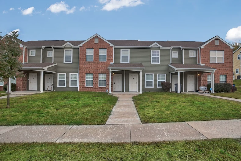 Image of Country Club Gardens (2)