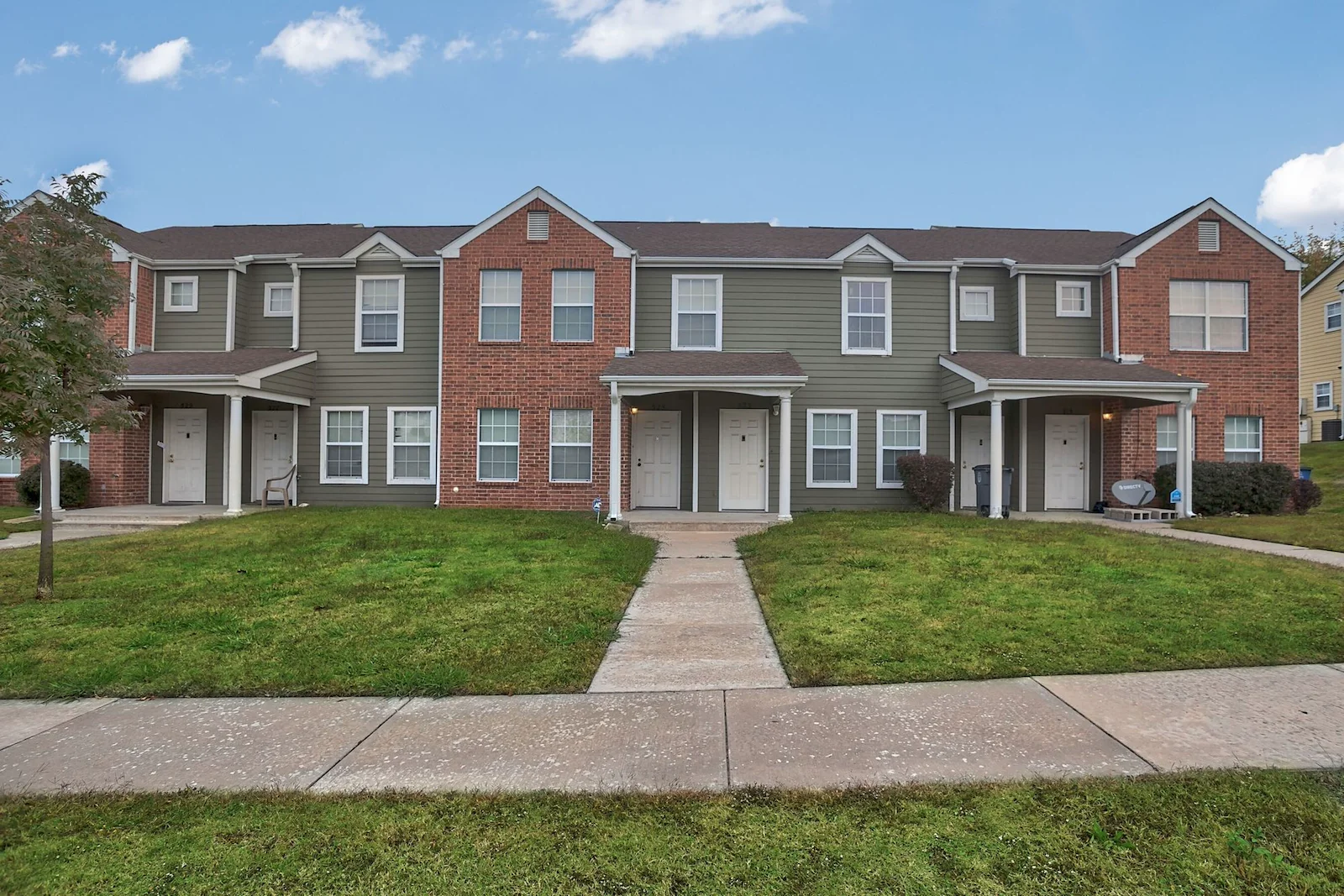 Image of Country Club Gardens (2)