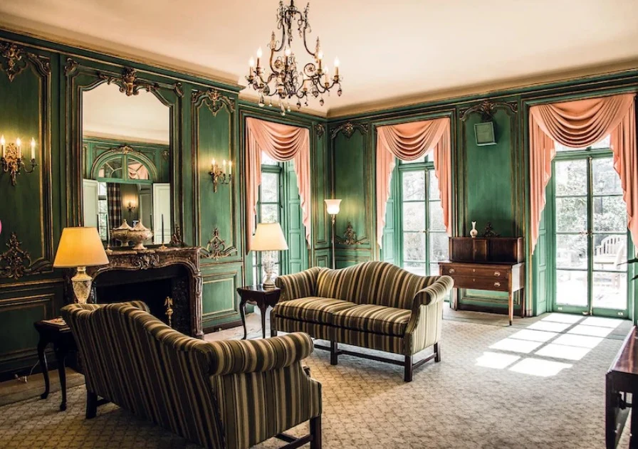 The Mansion at Rosemont Senior Living in Rosemont, PA, visiting area