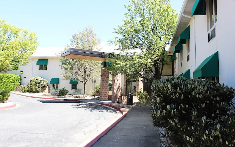 Image of Autumn Lake Healthcare At Bridgepark (1)