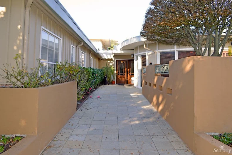 Image of Meadow Gardens of Menlo Park (1)