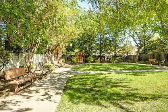 Image of Ivy Park at Laguna Creek (8)