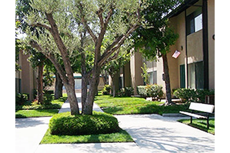 Image of Granada Gardens (4)