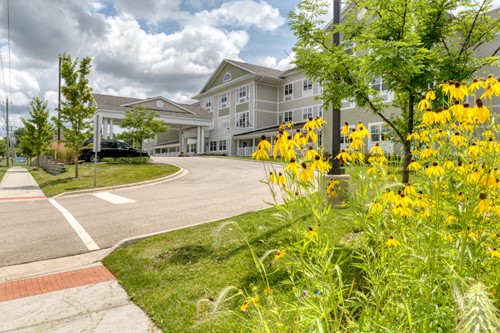 Image of Cedarhurst of Naperville (1)