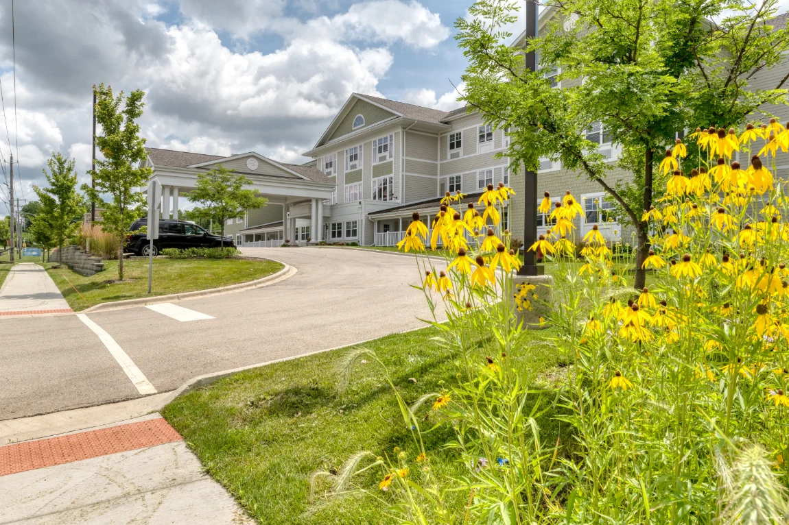 Image of Cedarhurst of Naperville (1)
