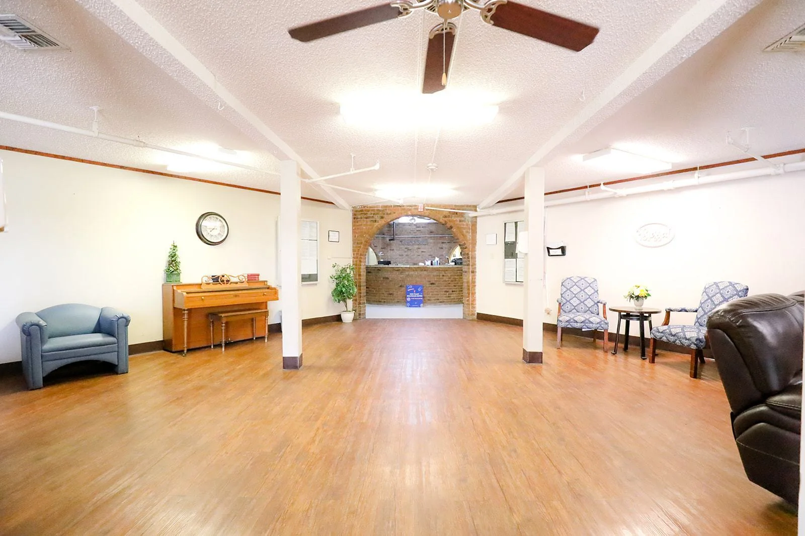 Image of Cass Valley Healthcare Center (4)