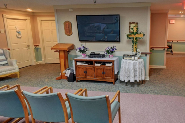 Image of Eventide Lake Country Manor (4)