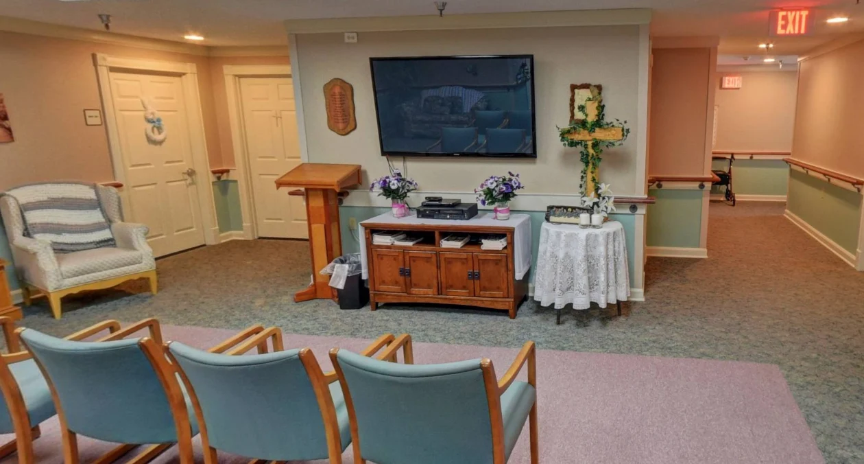 Image of Eventide Lake Country Manor (4)