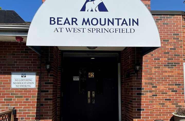 bear-mountain-at-west-springfield-image-1