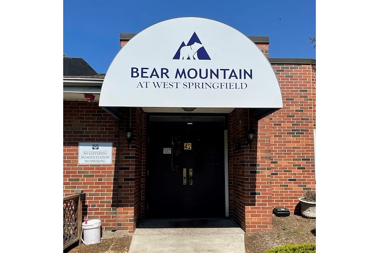 Image of Bear Mountain At West Springfield (1)