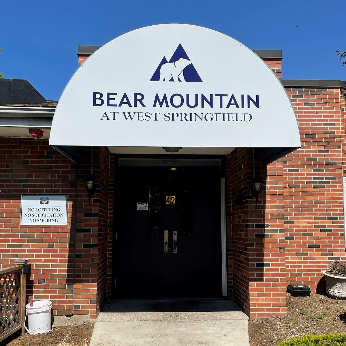Image of Bear Mountain At West Springfield (1)