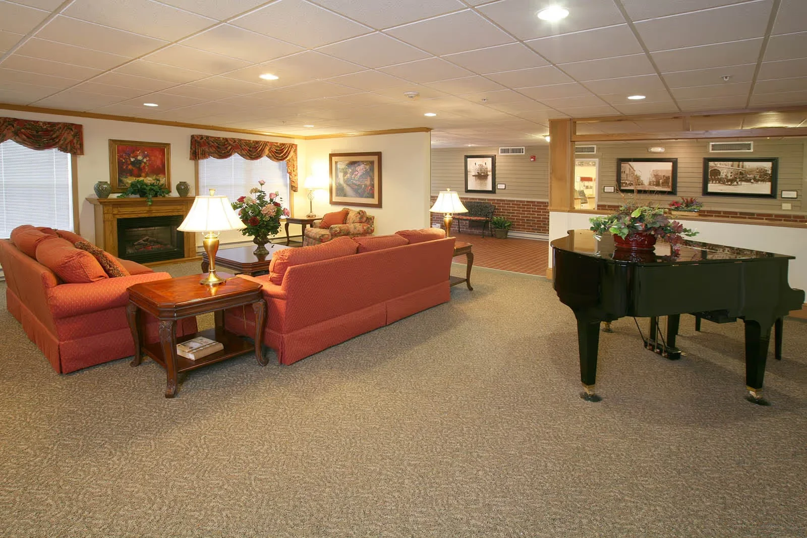 Image of Oak Park Place Dubuque (2)
