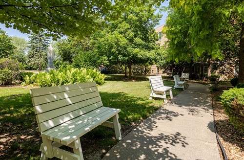 Image of Celebrate Senior Living Niles (1)