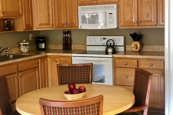 Image of Wadsworth Glen Health Care And Rehabilitation Cent (4)