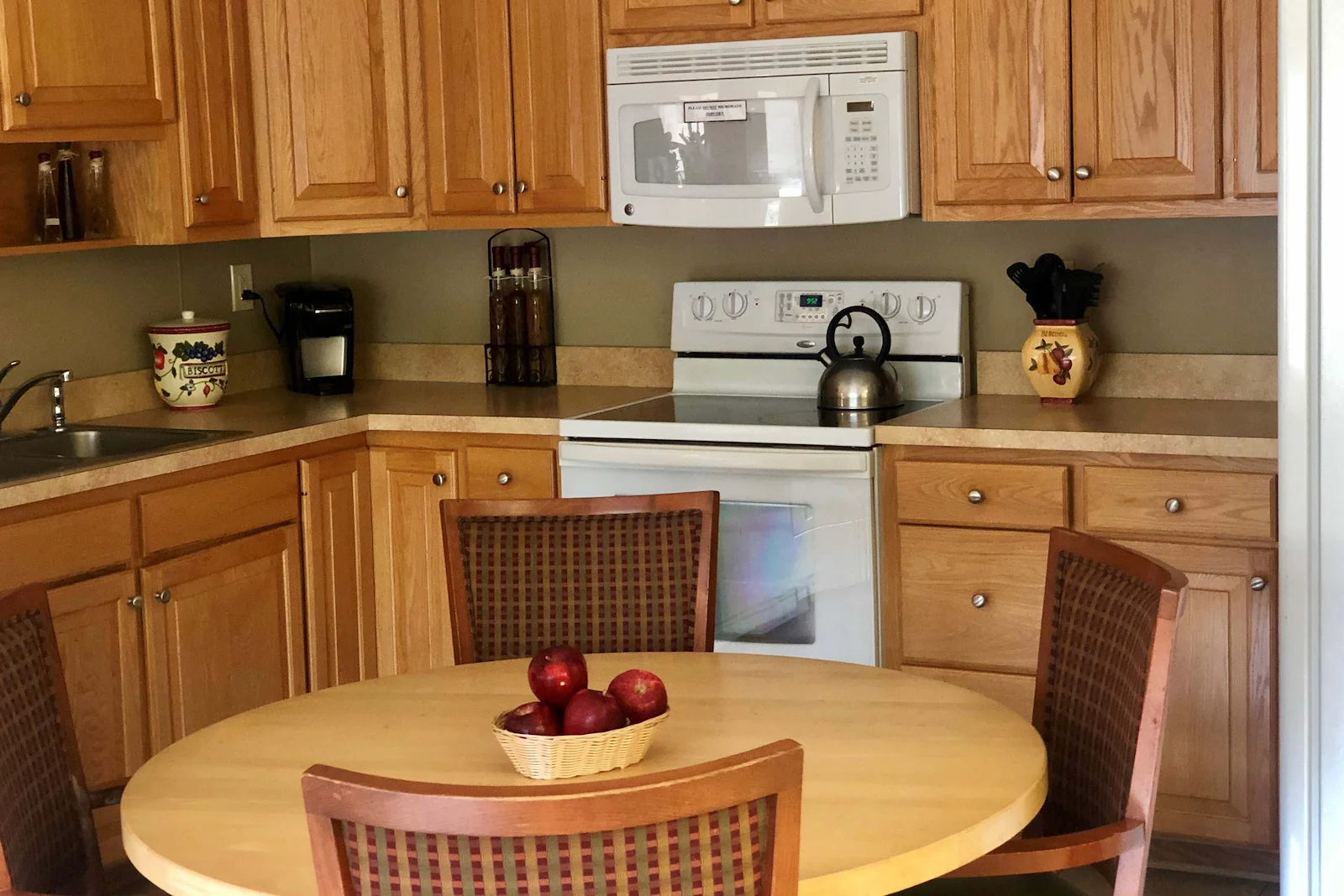 Image of Wadsworth Glen Health Care And Rehabilitation Cent (4)