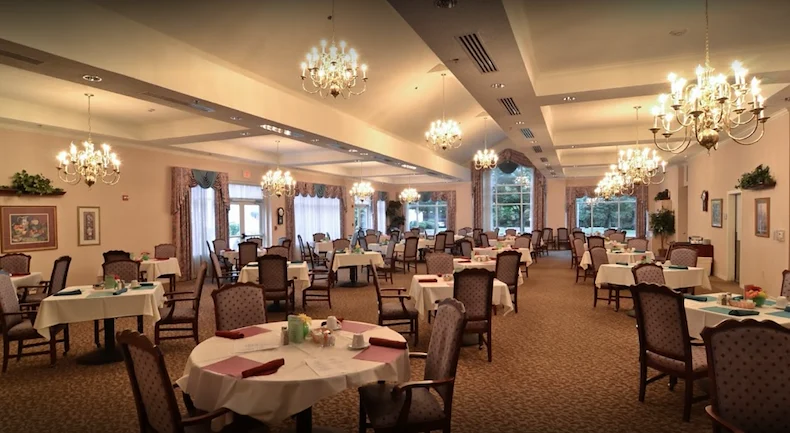 Image of Cedarhurst of Edison Lakes (6)