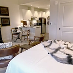 Image of Weatherly Inn - Renton (6)