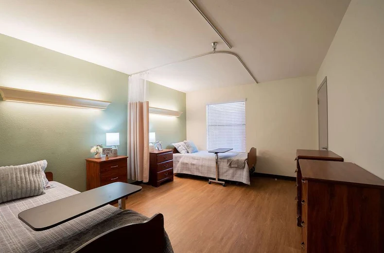 Image of Silsbee Oaks Health Care Llp (4)