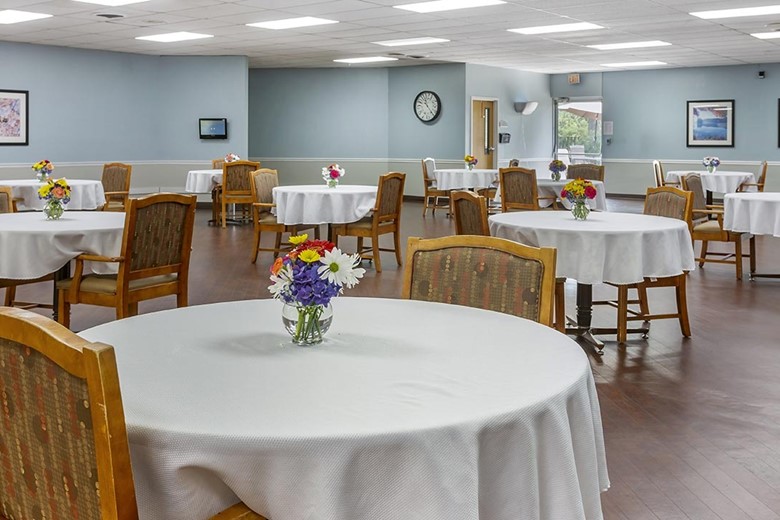 Image of Carlinville Rehabilitation & Health Care Center (5)