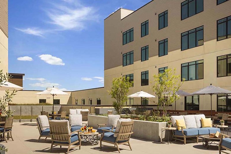 Image of Atria at Foster Square (3)