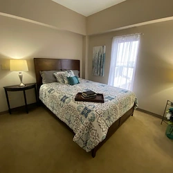 Long House senior living community offering independent living and respite care in Erlanger, KY, apartment bedroom