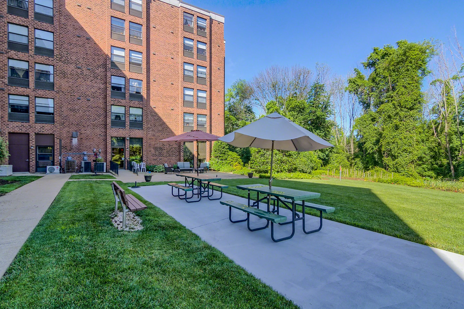 Image of Charter Arms Apartments (3)