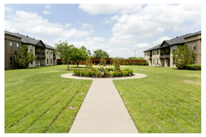 Image of Emerson at Rosemeade Park (1)