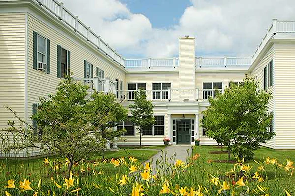 Image of Harbor Hill Center (1)