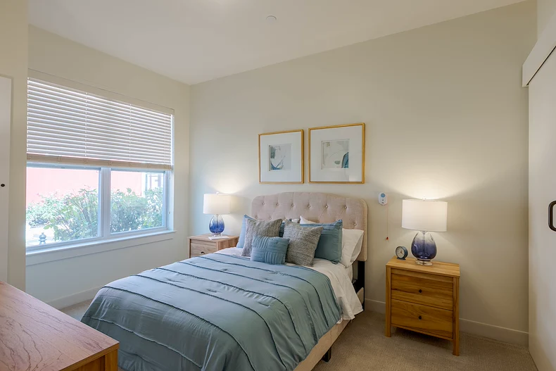 Image of Benchmark at Newtown (2)