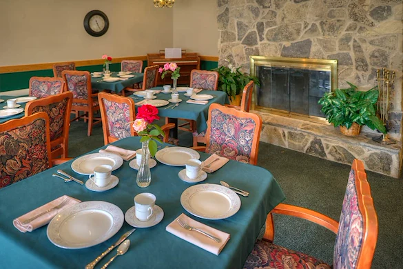 Image of Evergreen Healthcare Center (2)