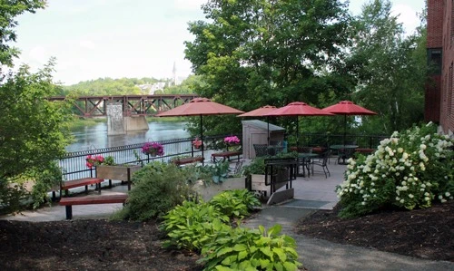 Image of Kennebec Plaza (2)