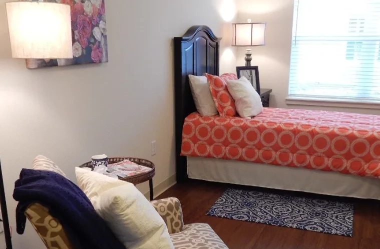 Willowbrook Place Senior Assisted Living Memory Care in Littleton, CO bedroom