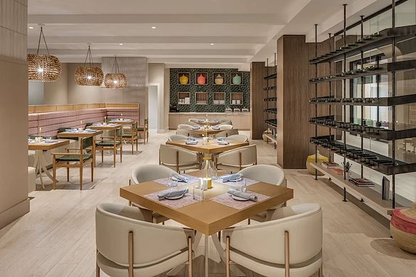 Allegro Fort Lauderdale, senior living community in Fort Lauderdale, FL, offering independent living, assisted living, memory care, and respite care, formal dining room