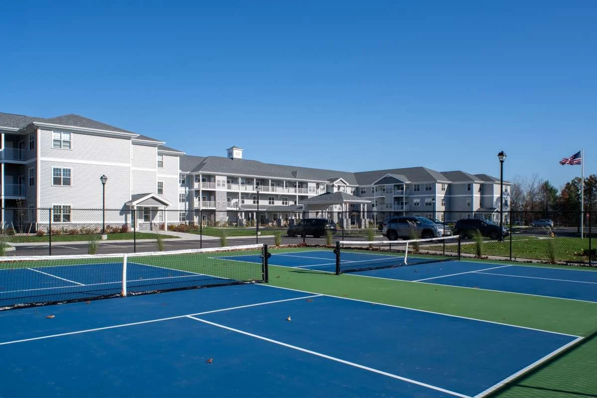 Image of Summit at Halfmoon (4)