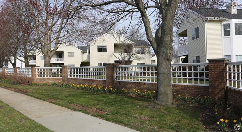 Image of Greenview at West Sayville (10)