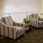 Albany Senior Living by Cogir, assisted living and respite care community in Albany, OR, sitting area