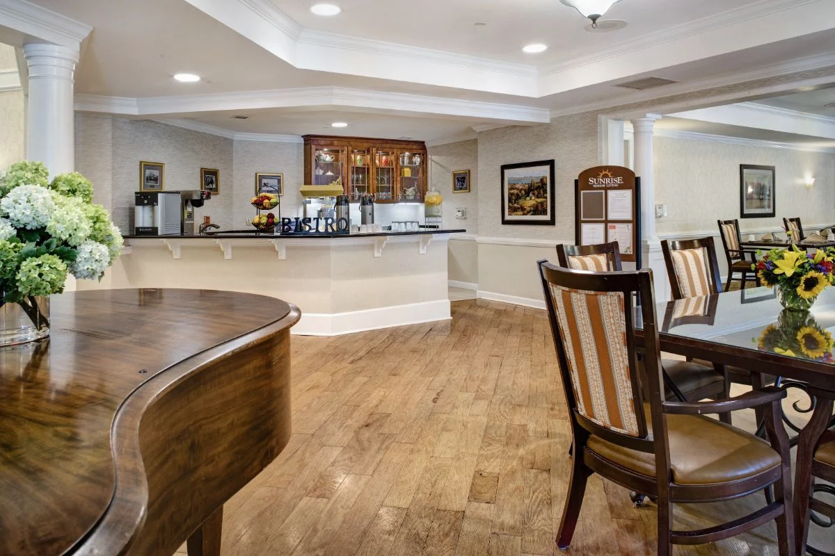 Image of Sunrise of Arlington (5)