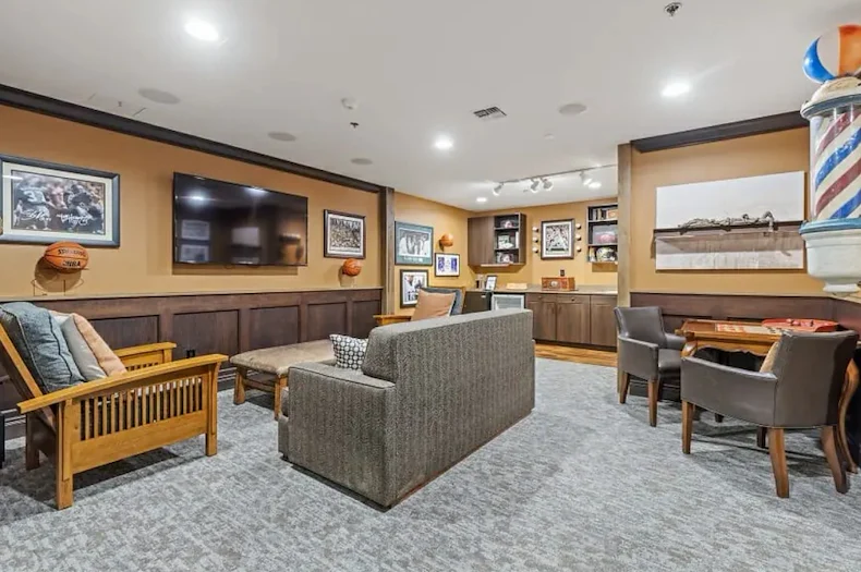 Image of Aegis Living Marymoor (3)