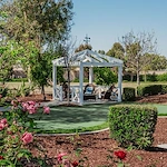 Woodbridge Terrace of Irvine, independent living, assisted living, and memory care in Irvine, CA, outdoor area