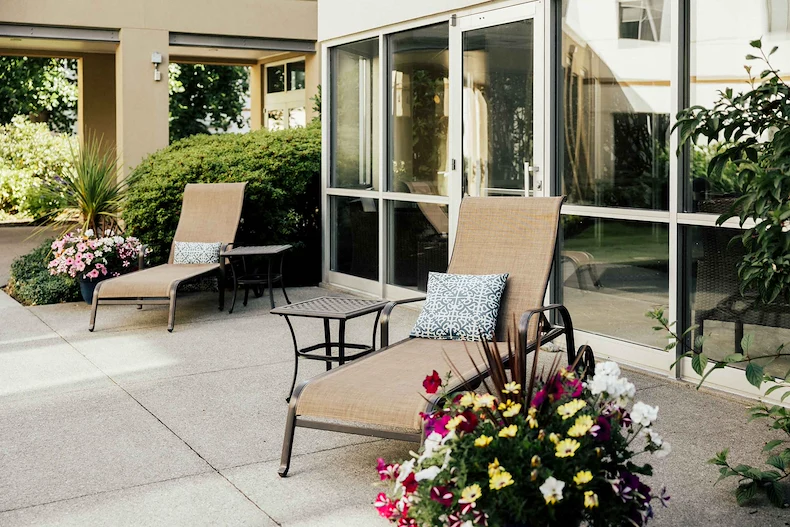 Outside the Pool listening to the fountain!