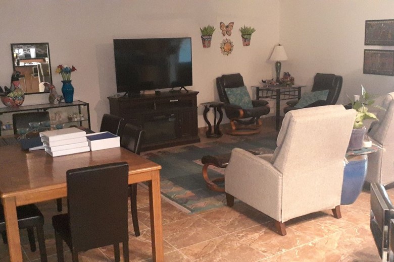 Image of Hummingbird Haven (6)