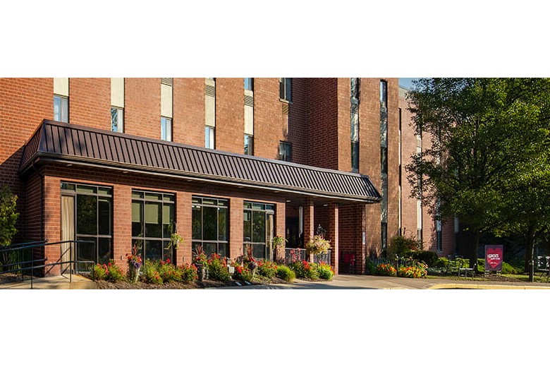 Image of Seneca Manor (1)