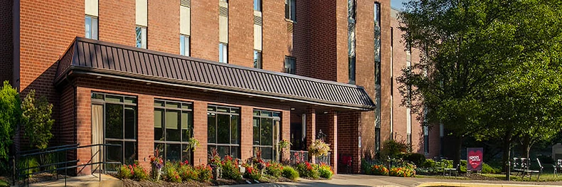 Image of Seneca Manor (1)